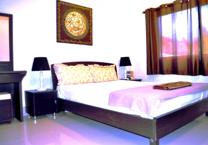 Private Pool Villa in Naiharn